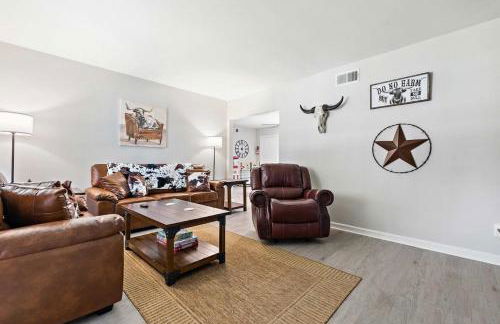 The Ranch 4-Bedrooms Large Yard & Patio - Foto 7