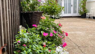 The old coach house 8 North lane - Foto 1