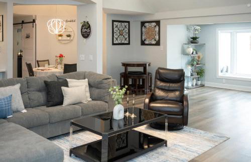 DFW Spacious Cozy Modern Villa - Foto 16