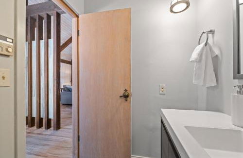 Baileys Harbor Lakefront Abode by Simple Life Rentals - Foto 16