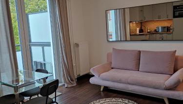 Easy and Cozy - Photo 2