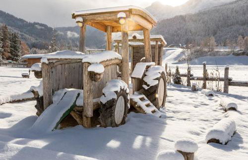 Alpenvilla Large Family Apartment - by Familiaris- Pools 500 meters - Foto 26