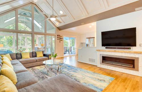 Blue Ridge Mountain Retreat Deck and Sunroom! - Foto 5