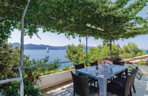 Two-Bedroom Apartment In Ratac - Photo 18