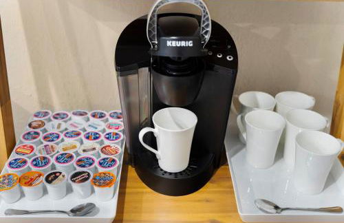 7 beds Nerf Wall Arcade 4 min Walk 2 Beach! - Foto 43