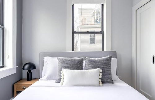 Spacious Allston 2BR w WD in basement BOS-273 - Foto 9