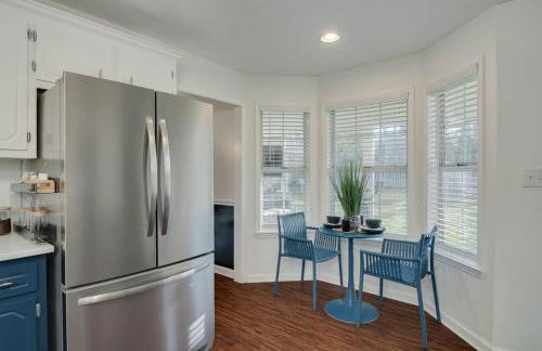 5min drive to AN Golf Club l Pet-Friendly l Big Backyard, BBQ & Fun Activities - Foto 28