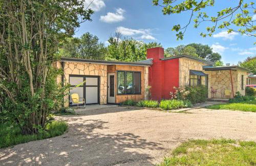 Retro Updated Blanco Abode - Steps to Main Street! - Foto 23