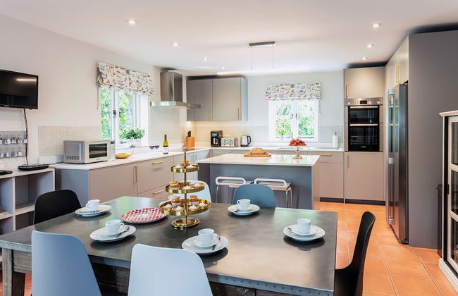 Ship Bungalow - Photo 12