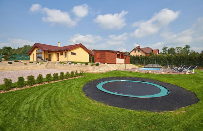 Cerna Kcg350 in Cermn - Foto 44