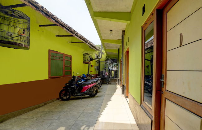 OYO Life 92840 Wisma Morricco - Foto 3