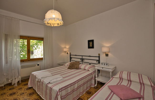 Villa in Sassetta With Private Botanical Garden - Photo 6