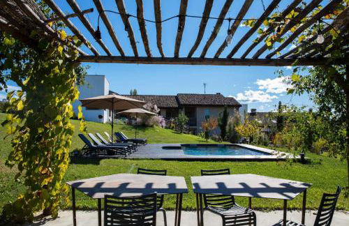 ROSTAGNI1834: VILLA WITH 2 APTS AND POOL IN THE BAROLO REGION - Foto 1