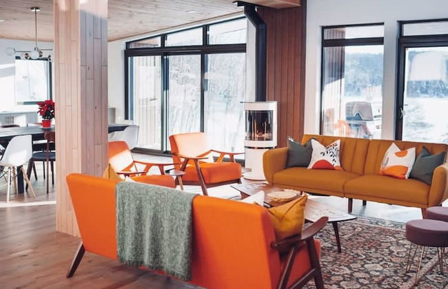 Lakeview Mid Century Luxury Cottage Citq 311414 - Photo 2