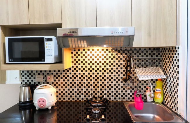 Cozy Green Pramuka Apartment - Foto 15