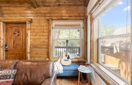 Teddy by AvantStay Majestic Cabin in Big Bear w Balcony - Foto 13