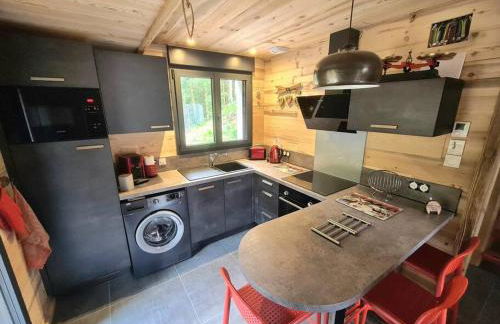 Le Refuge perché du saut de la bourrique, SPA, terrain clôturé, bordure de forêt - Foto 28