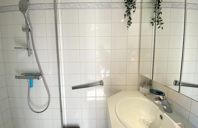 Attic Apartment Nieuwpoort With Coastal Views - Photo 27