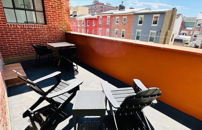 Sosuite 2BR Apt w Balcony W D Gym On-site Bar - Photo 19