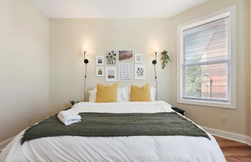 FREE Parking, Netflix in East Liberty By Parks and Uni - Foto 5