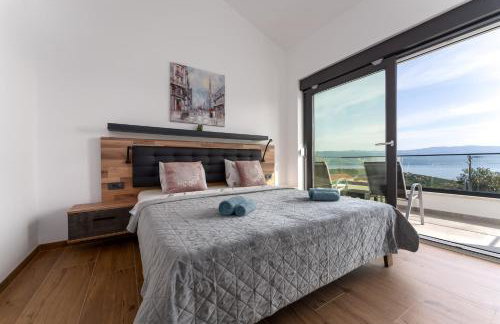 Villa Rosemary -semi-detached villa with a pool and a panoramic view, close to a sandy beach - by TRAVELER tourist agency Krk - Foto 30