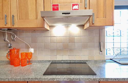 MBird Rosário Family House with Private Jacuzzi - Foto 27