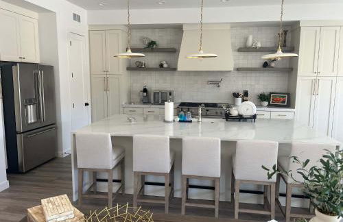 NEW Luxury Home super comfy By Snowbasin & Pow Mow - Foto 8