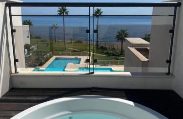 SEAVIEW PENTHOUSE PREMIUM LUXURY-Casares Del MAR - Photo 1