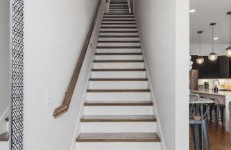 Home with Rooftop Deck & Garage, 2 miles to Downtown Broadway - Foto 30