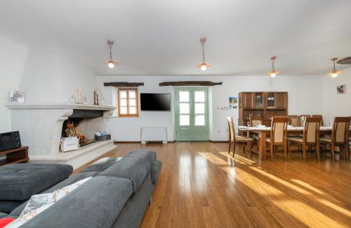 Villa Denis Village in Central Istria for 28 people pet friendly complex of 4 stone houses - Photo 29