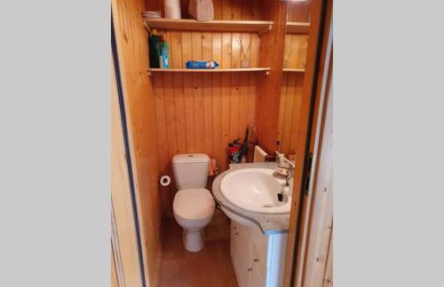 Cabaña de madera especial y acogedora - Foto 9