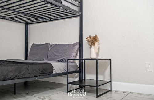 Sprawling Home w/ Rooftop Spot - Foto 32