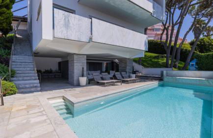 Estoril Oceanview Villa - Photo 48