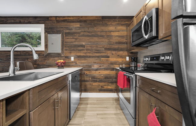 Lake Placid Inn: Residences - Photo 17