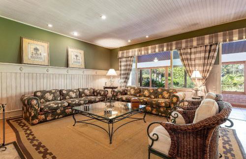 Casa na Granja Comary com piscina, churrasqueira e jacuzzi privativa - Foto 7