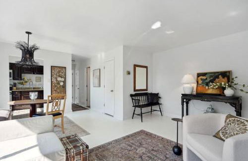 Crystal City Charm Free Parking - Foto 7