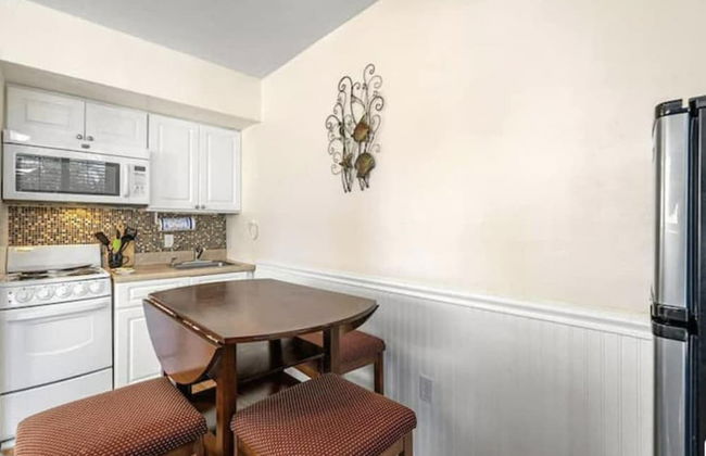 2 Bedroom Waterfront Pool Side! - Foto 77