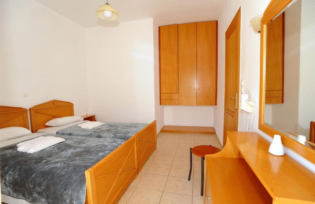 Evilion Hotel - Foto 12