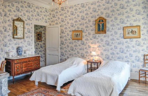 10 Bedroom Cozy Home In Allonne - Foto 31