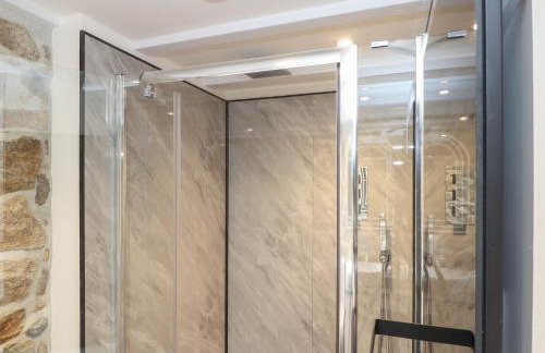 The Hayloft - Photo 23