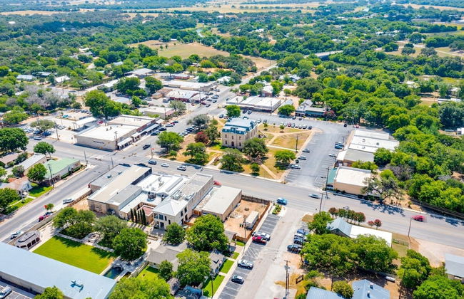 Modern 3 2 two Kings hot tub Fire pit 16min to Wine Trail Nearby Pickleball Courts Pools - Foto 52