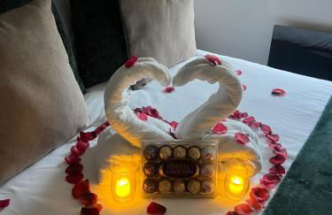 Lux Style Homes -1 BED APARTMENT close to City Centre - Free WIFI - Free Parking - Smart TV - Full Kitchen - Self Check In - Foto 32