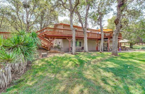 8 Mi to Jacksonville Oregon Getaway with Deck! - Foto 1