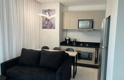 Ap completo a 900m da Vila Germânica com Piscina, Academia, Wi-Fi, Ar, Garagem e Tv no quarto - Foto 12