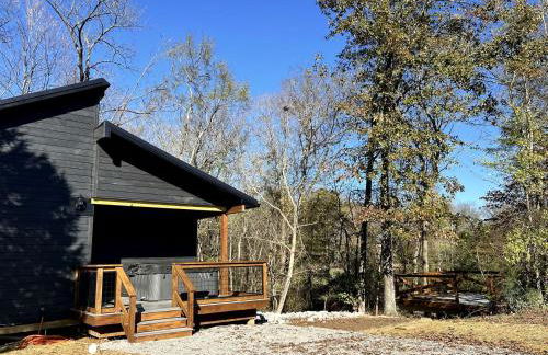 Cozy Rustic Cabin with Hot-Tub Ideal for a Couples Retreat in Illinois - Foto 12