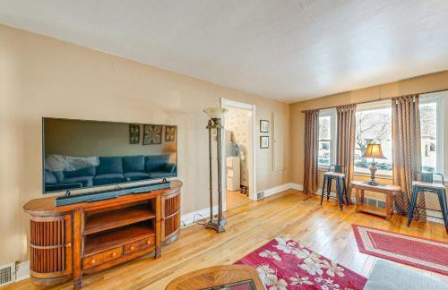 5 Mi to Dtwn Rockford Pet-Friendly Home with Yard! - Foto 7