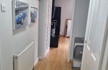 Beautiful Ground floor flat in the Heart of Rochester with balcony mobility friendly - Photo 22