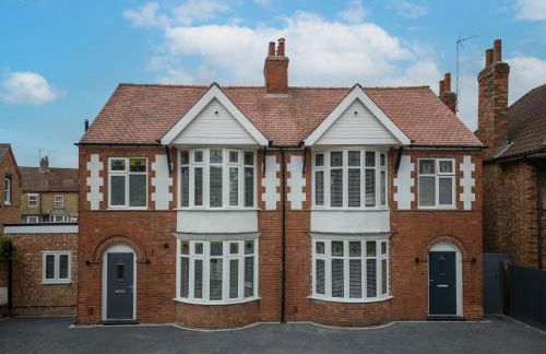 Stanley Park House Peterborough - 3 bed, 3 bathroom, parking, garden - Foto 65