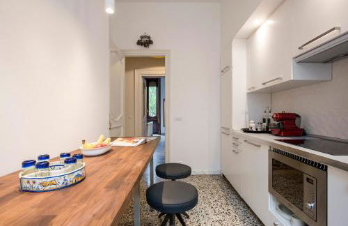 Flat Three - Photo 61