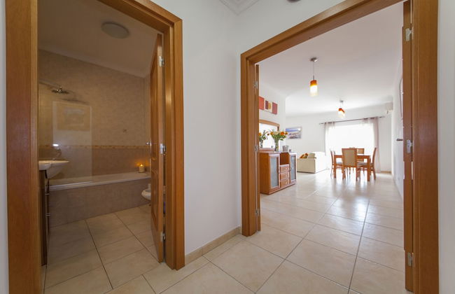 B41 - Windmill Modern with Pool - Foto 23